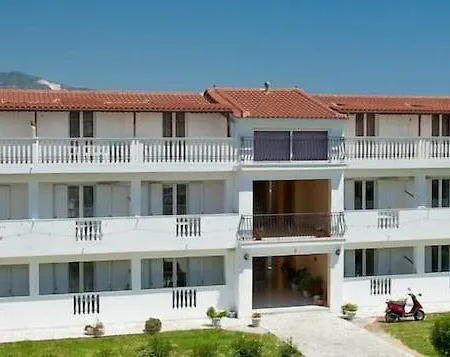 Aparthotel Tassia For Families & Couples (adults Only) 2*