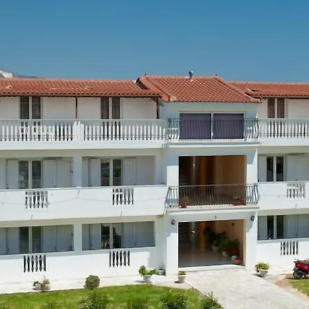 Tassia For Families & Couples (adults Only) 4* ラガナス
